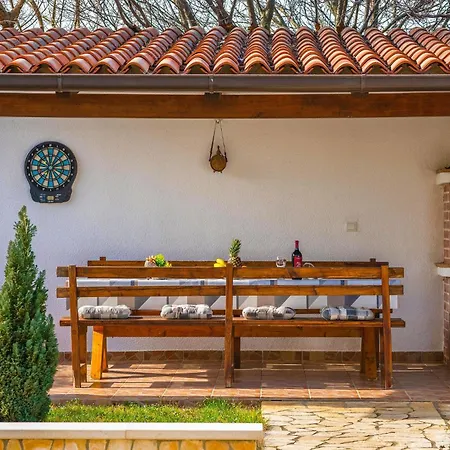 Semesterbostad 4 Bedroom Beautiful In *