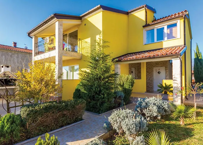 4 Bedroom Beautiful In