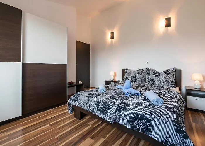 Prázdninový dům 4 Bedroom Beautiful In Pula