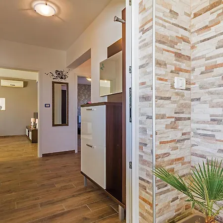 Pet Friendly In With Sauna