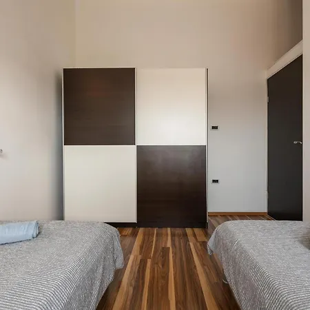 Holiday home 4 Bedroom Beautiful In *