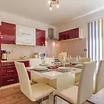 Pet Friendly In With Sauna Pula
