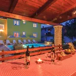 Pet Friendly In With Sauna Pula