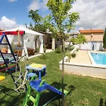 Pet Friendly In With Sauna Pula